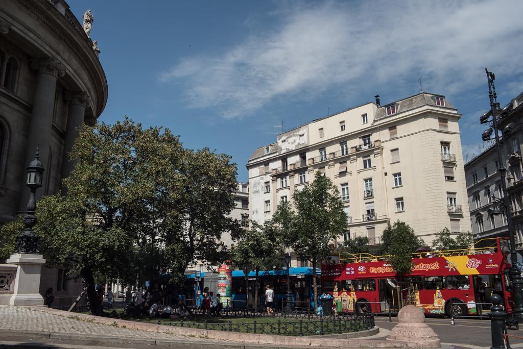 Helena Apartment With View On St. Stephan'S Basilica 부다페스트 외부 사진